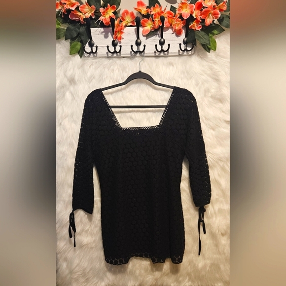Solitaire Classic Knit Onyx Tunic - Picture 1 of 6